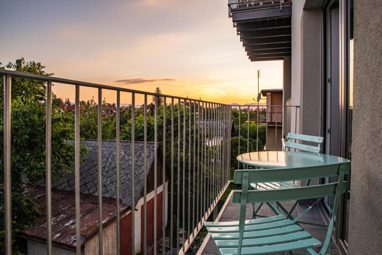 K-House Hotel Liptovsky Mikulas Bagian luar foto